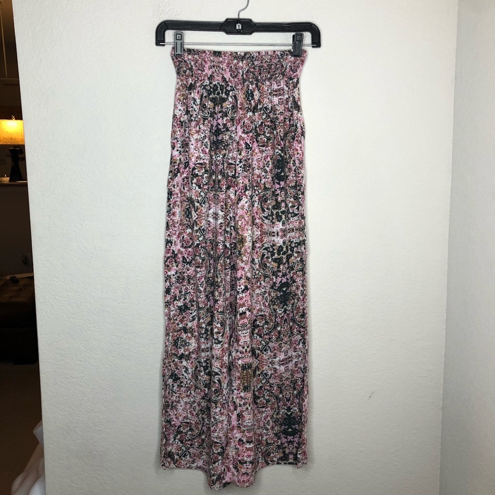 Xhilaration Stretchy Patterned Flare Leg Pants